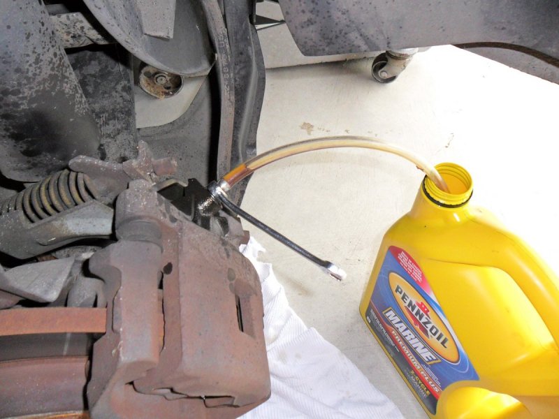 brake_flush-6.jpg